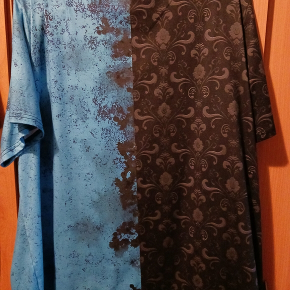 Beautiful Rose Top - Picture 2 of 2